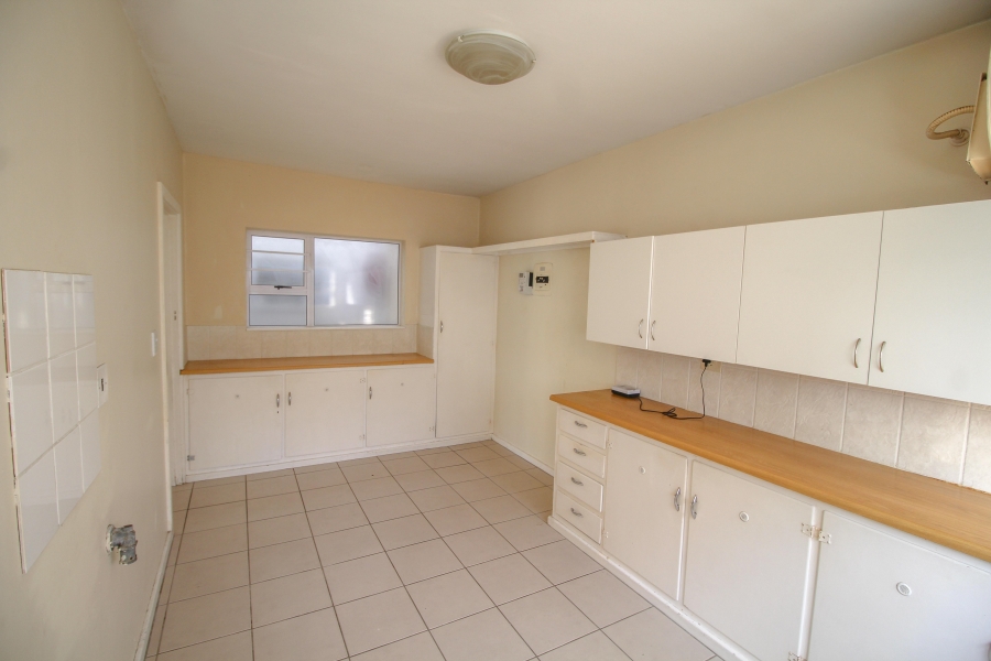 8 Bedroom Property for Sale in Chiselhurst Eastern Cape